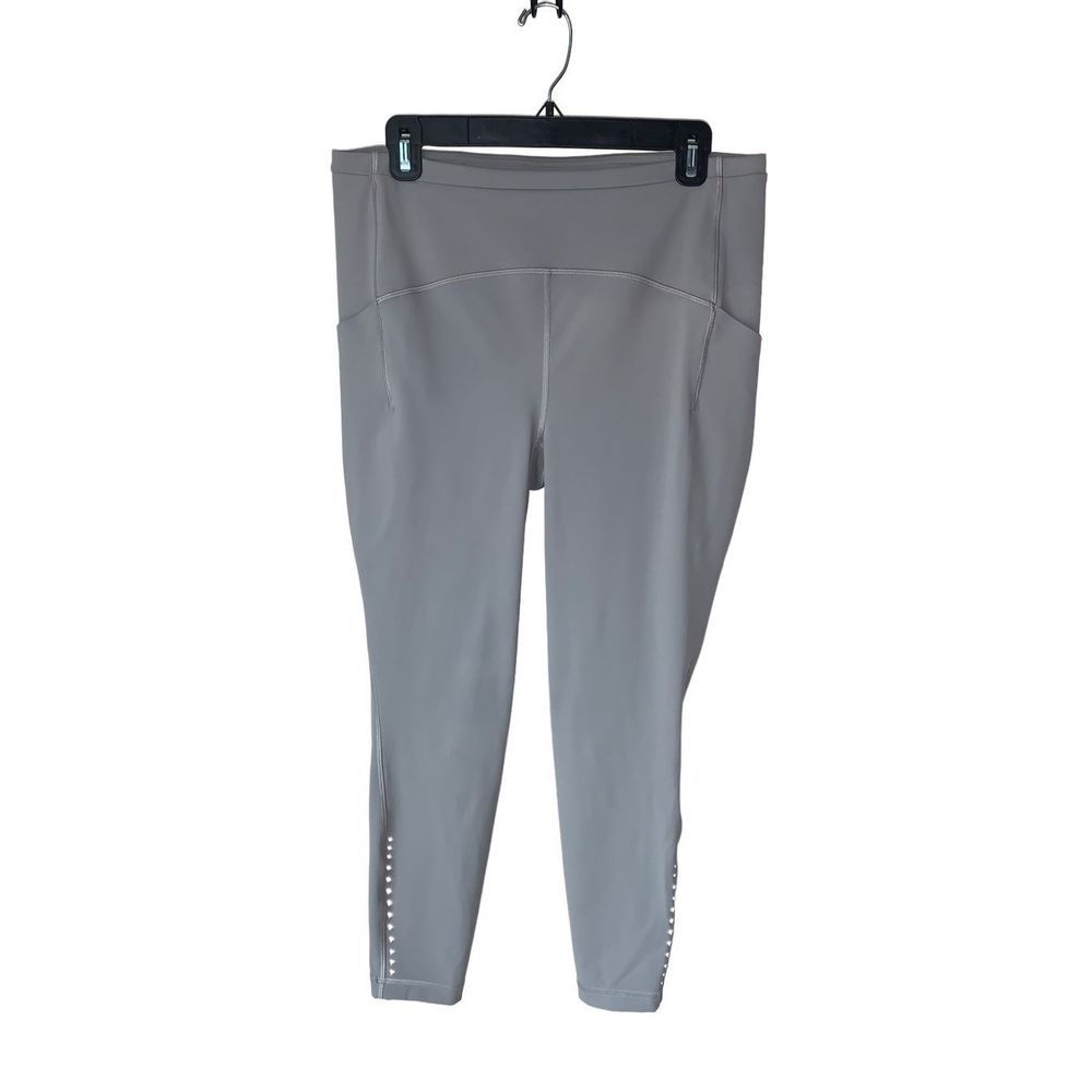 Lululemon Swift Speed High-Rise Tight 28"
Brushed Luxtreme - Picture 7 of 16
